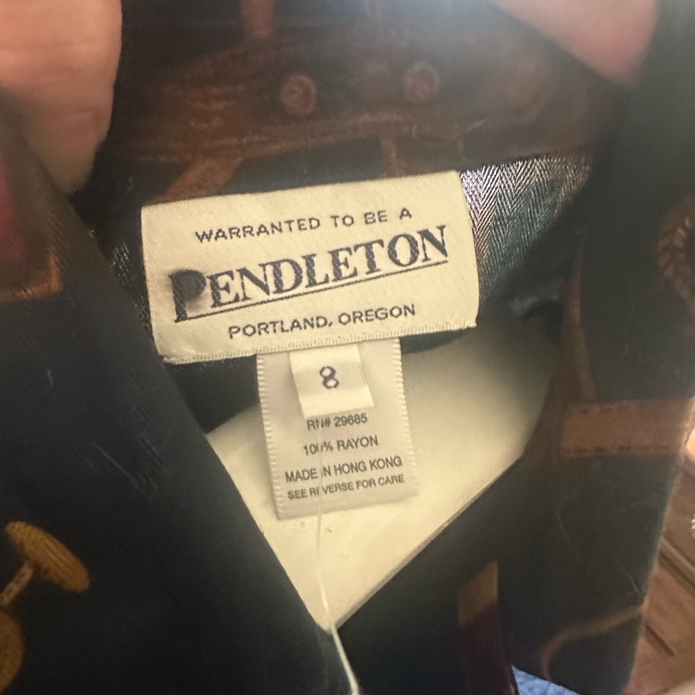 Pendleton Women's Classic Equestrian Blouse. A Cl… - image 4